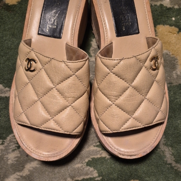 CHANEL Cream Quilted Mules - Picture 3 of 10